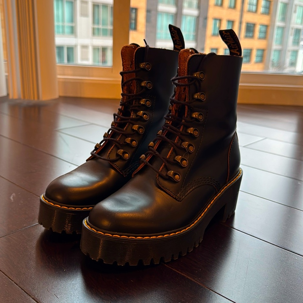 Doc Martens Leona Vintage Women’s Boot